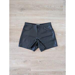 Abercrombie & Fitch The Dad Short – High Rise Vegan Leather (Size 32/14)